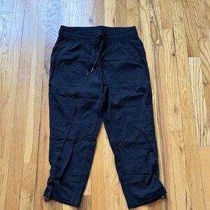Like New!  Lululemon Dance Studio Joggers Size 8